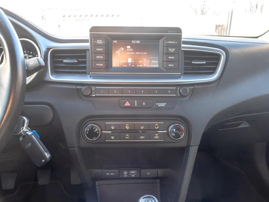 Kia Ceed ČR 1.6D 85KW - fotka 6