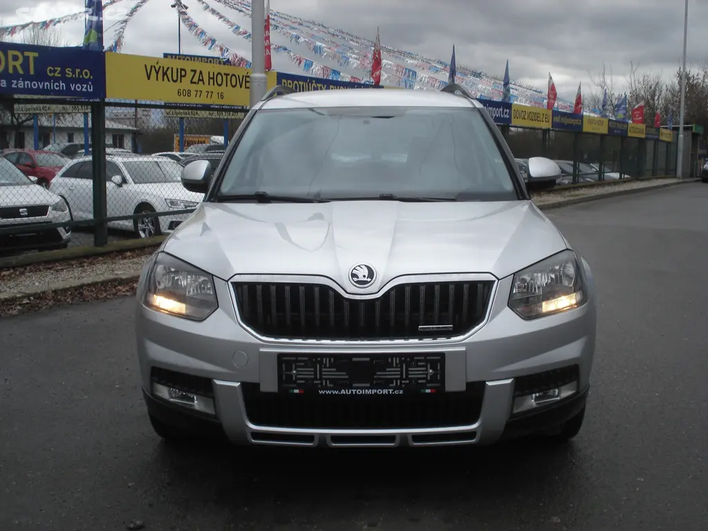 Škoda Yeti, 1.6 TDi Greenline ,Tažné, ALU - fotka 6