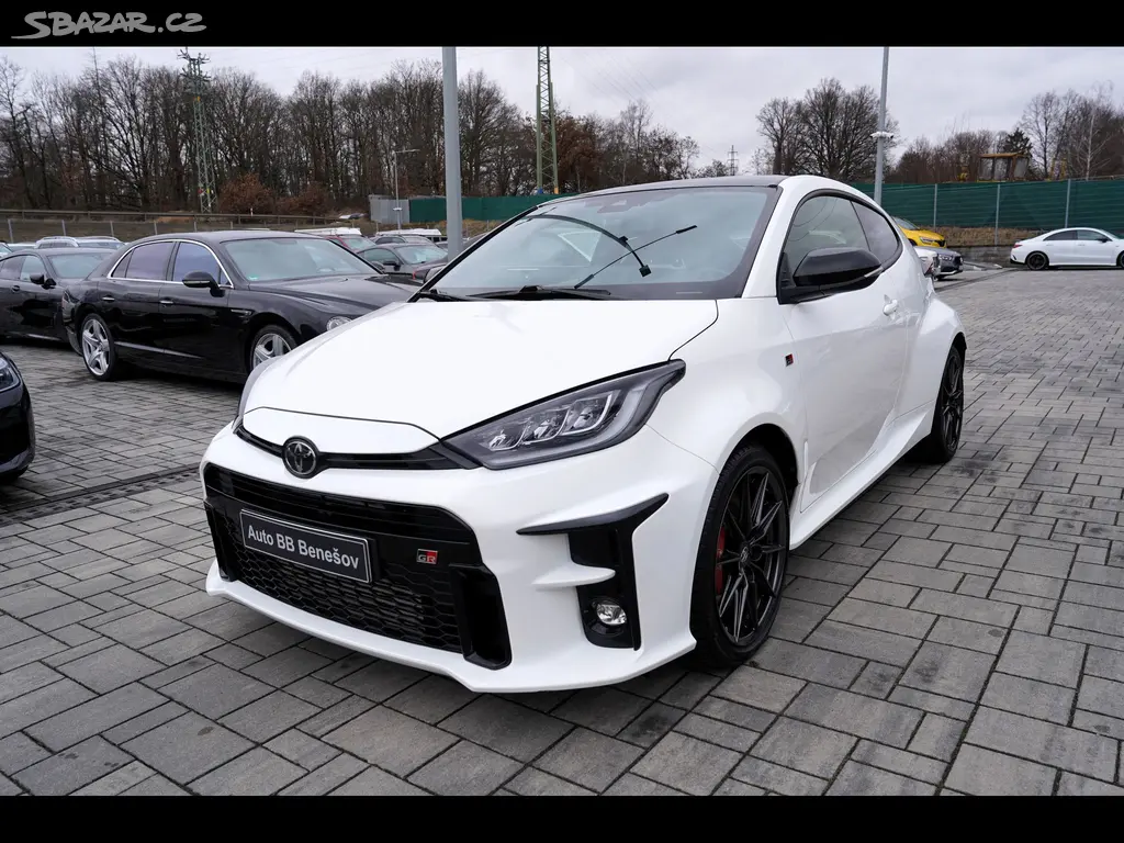 Toyota GR Yaris, GR 1.6L Turbo/265 PS/4WD/ČR - fotka 2