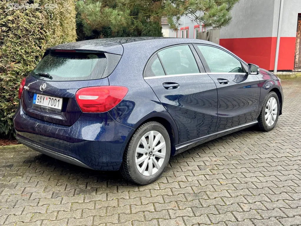 Mercedes-Benz Třídy A 180 d Sport automat / 2018 - fotka 5