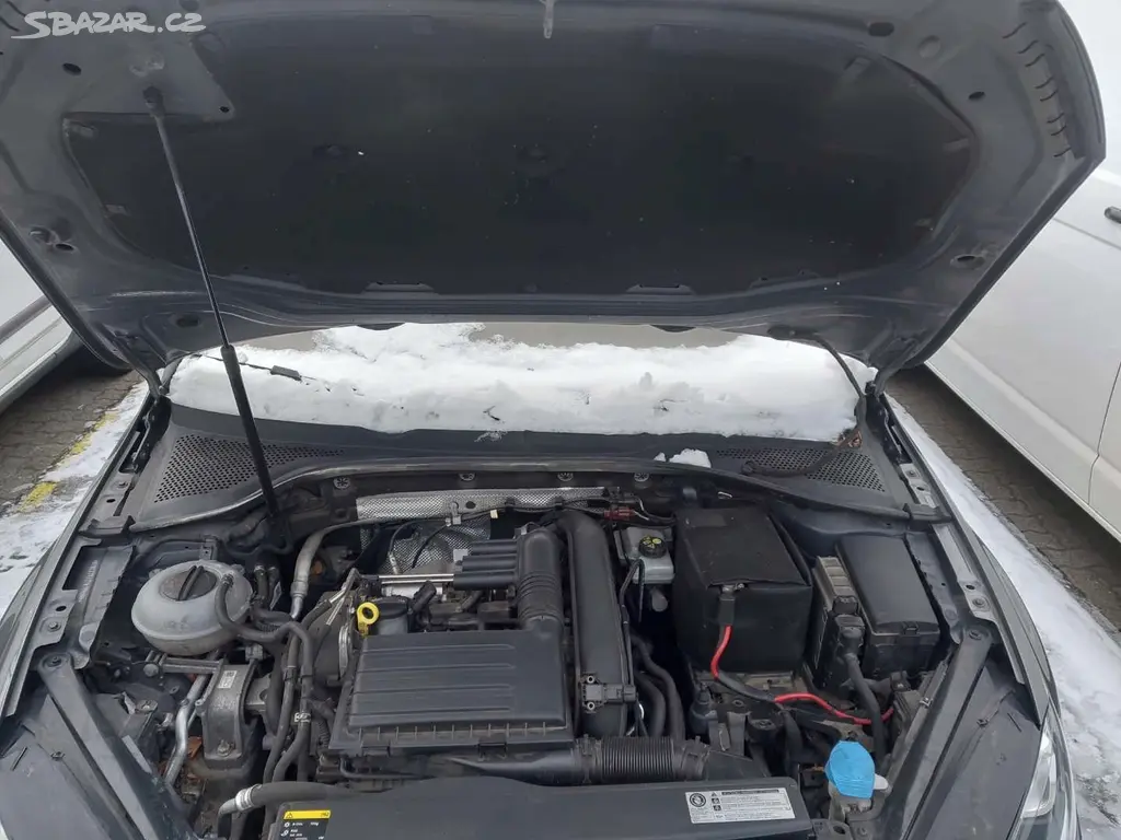 Volkswagen Golf, 7 1.4 Tsi 110 KW CUP BI-XENONY - fotka 5