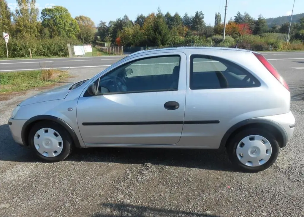 Opel Corsa 1,0 12V Enjoy Family Serviska benzín - fotka 6