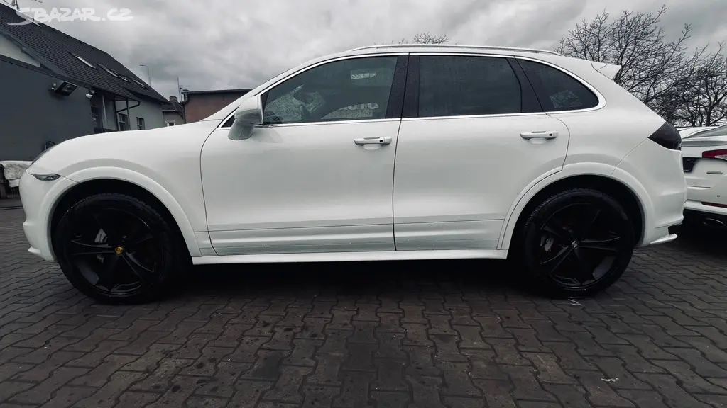 Porsche Cayenne S 4,8 V8 4x4 294Kw 2013 CZ Tažné - fotka 3
