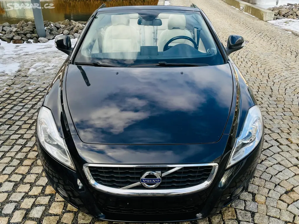 Volvo C70, 2.0 D3 5VÁLEC VÝHŘEV SERVISKA - fotka 5