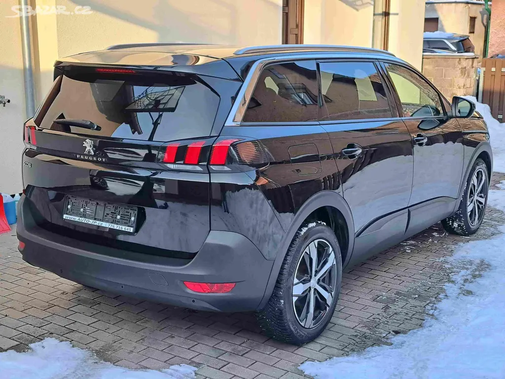 Peugeot 5008, 1,2 PT EAT8 18ALU PDC NAVI - fotka 3