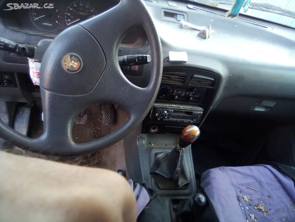 Kia Sportage 2.0i 4x4 - fotka 4
