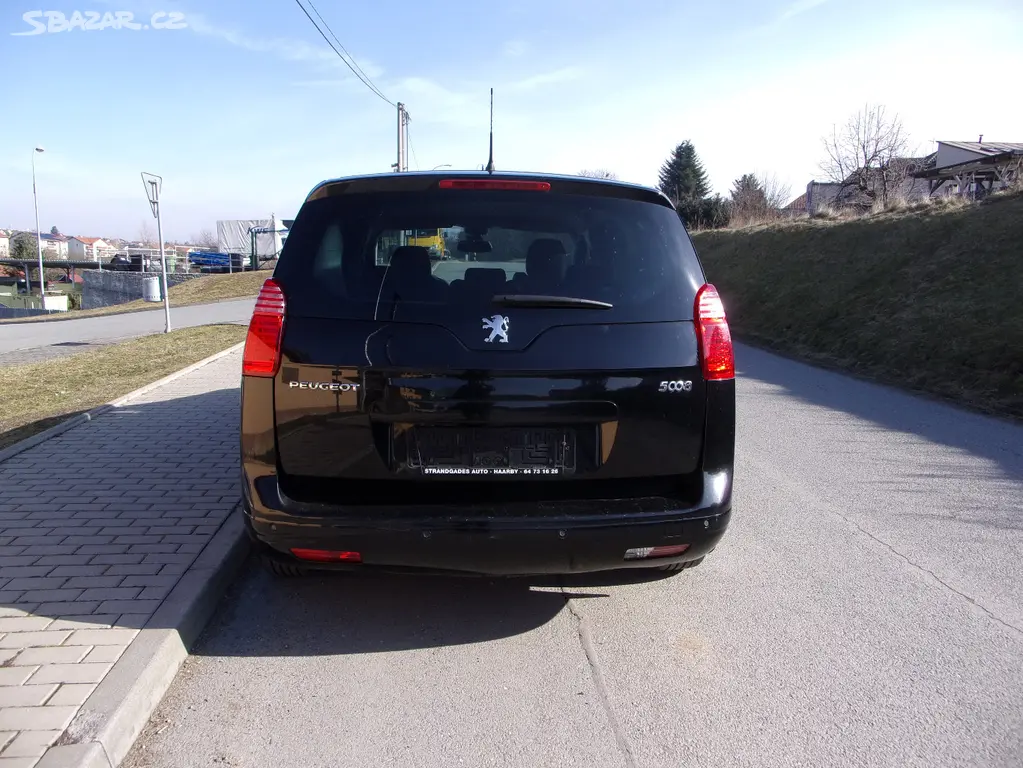 Peugeot 5008 1.6i,digiklima,7 míst,Panorama,1.maj. - fotka 6
