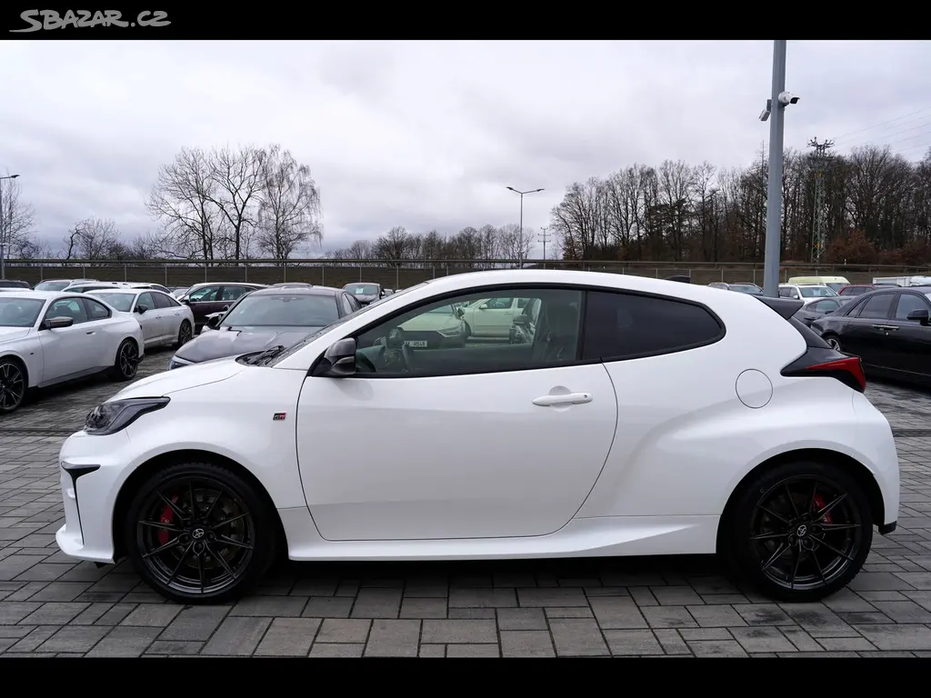 Toyota GR Yaris, GR 1.6L Turbo/265 PS/4WD/ČR - fotka 3