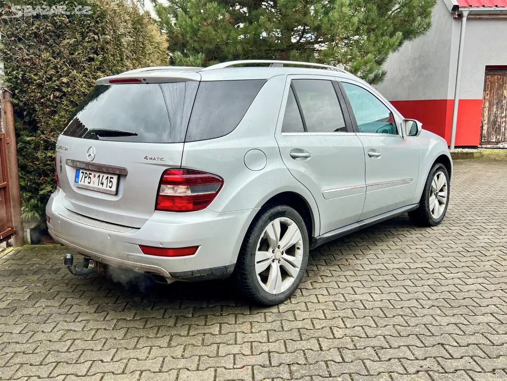 Mercedes-Benz Třídy M 320 CDI 4MATIC 7G-TRONIC - fotka 5