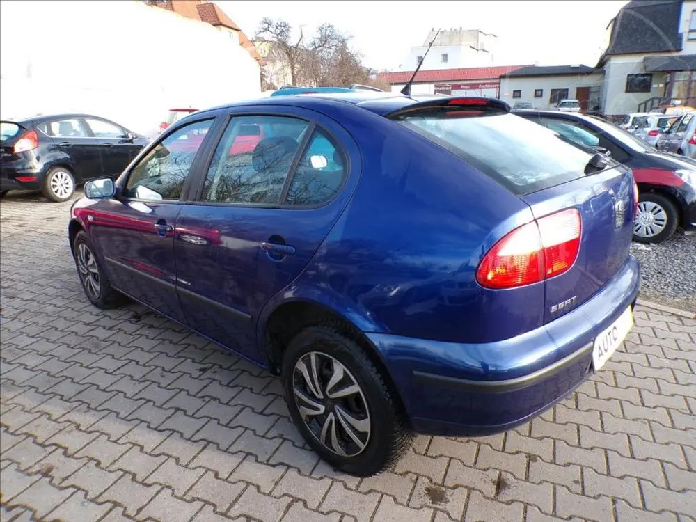 Seat Leon 1,4 i16V - fotka 4