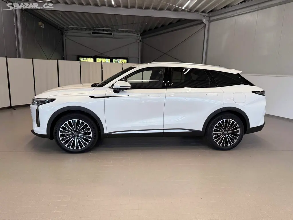 Omoda 9, Premium 1.5t GDI SHS AWD - fotka 5