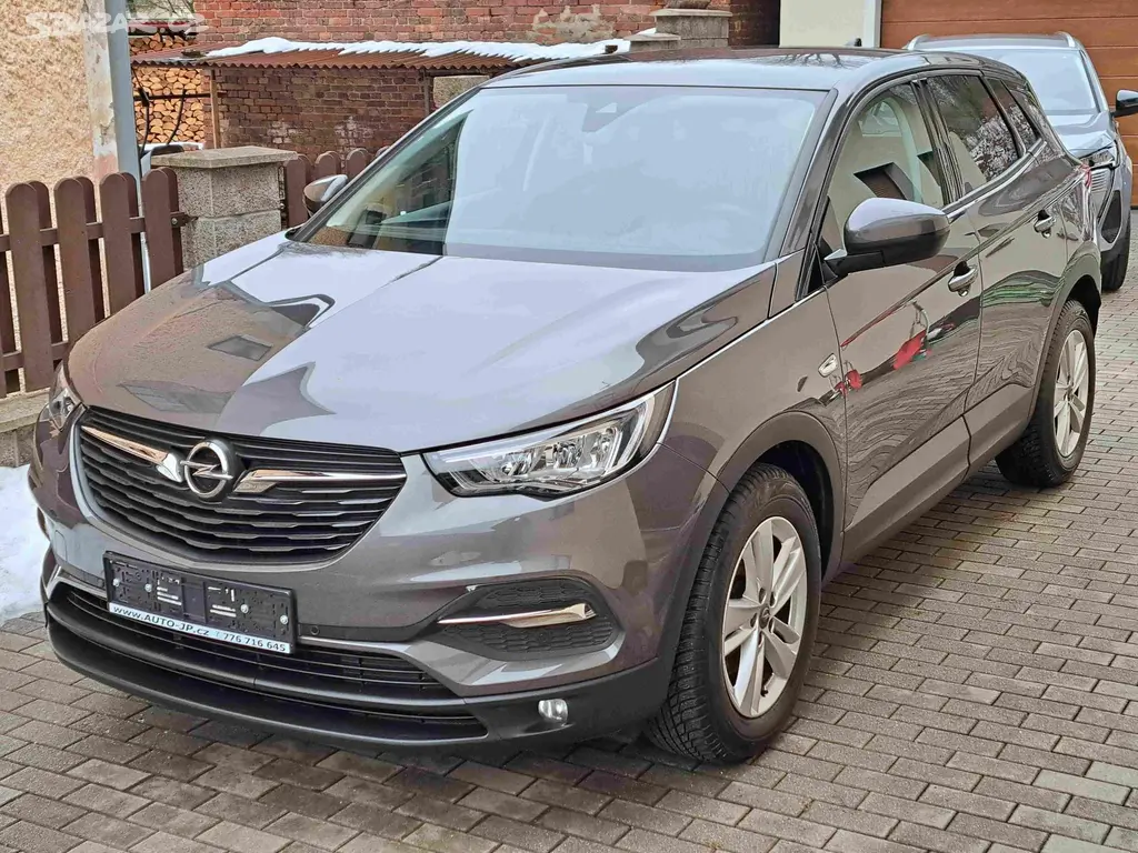 Opel Grandland X, 1,2 PT EAT8 LED - fotka 6