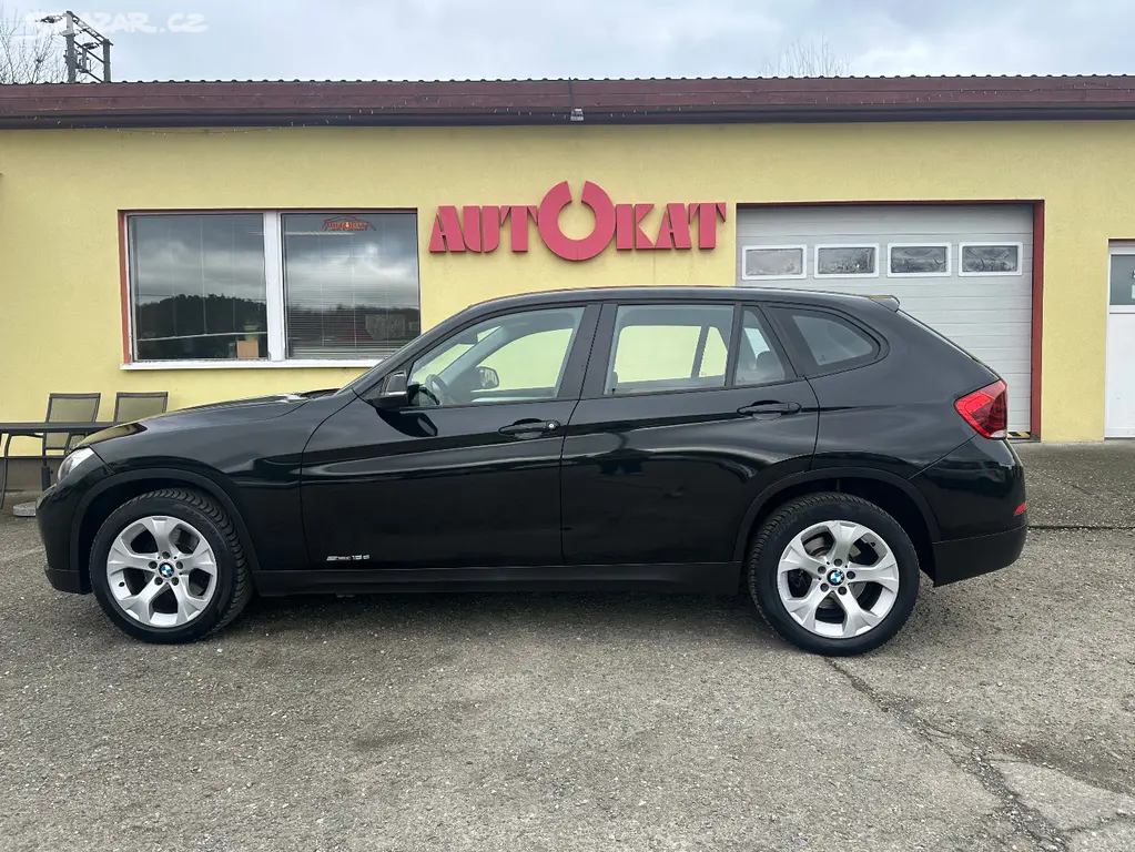 BMW X1 2.0D SDrive/Automat/95tisKM - fotka 6