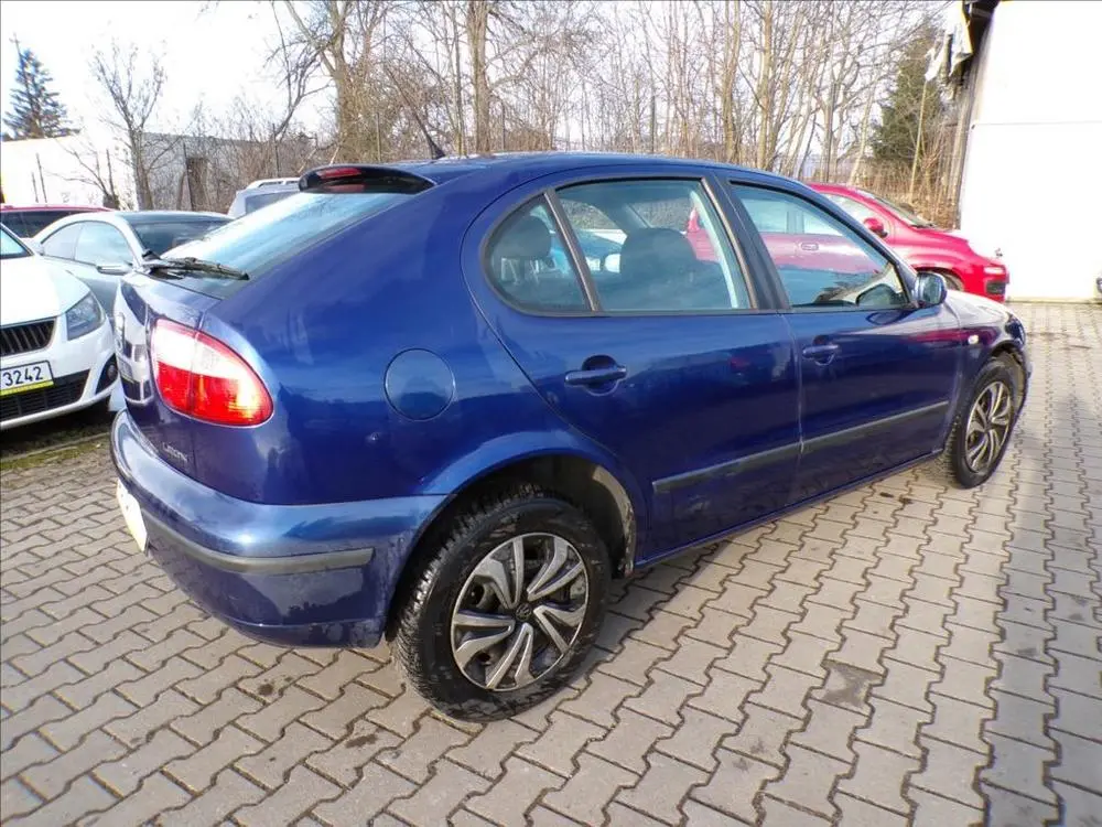 Seat Leon 1,4 i16V - fotka 3