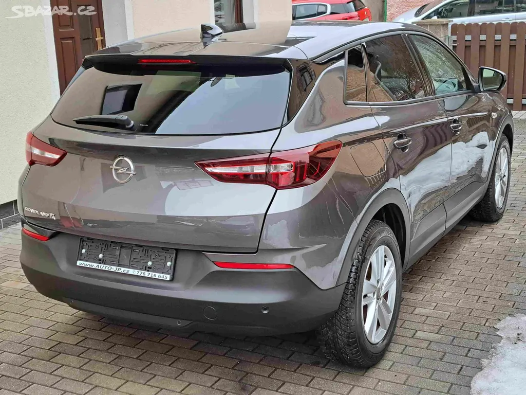Opel Grandland X, 1,2 PT EAT8 LED - fotka 3