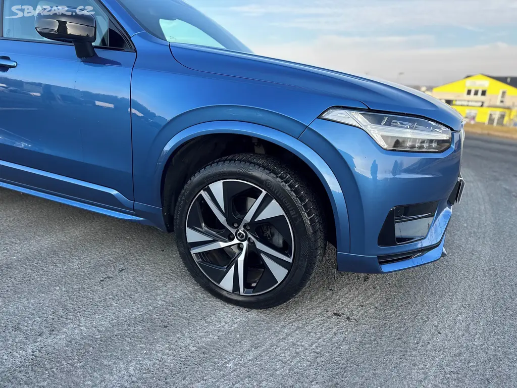 Volvo XC90, B5 AWD R-Desing/servis/ČR/pano - fotka 5