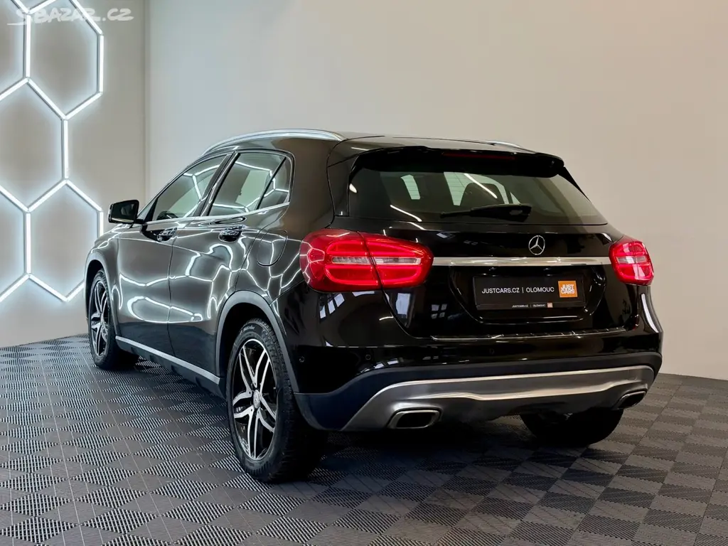 Mercedes-Benz GLA, 200d, 100kW, 4x4, ČR - fotka 6