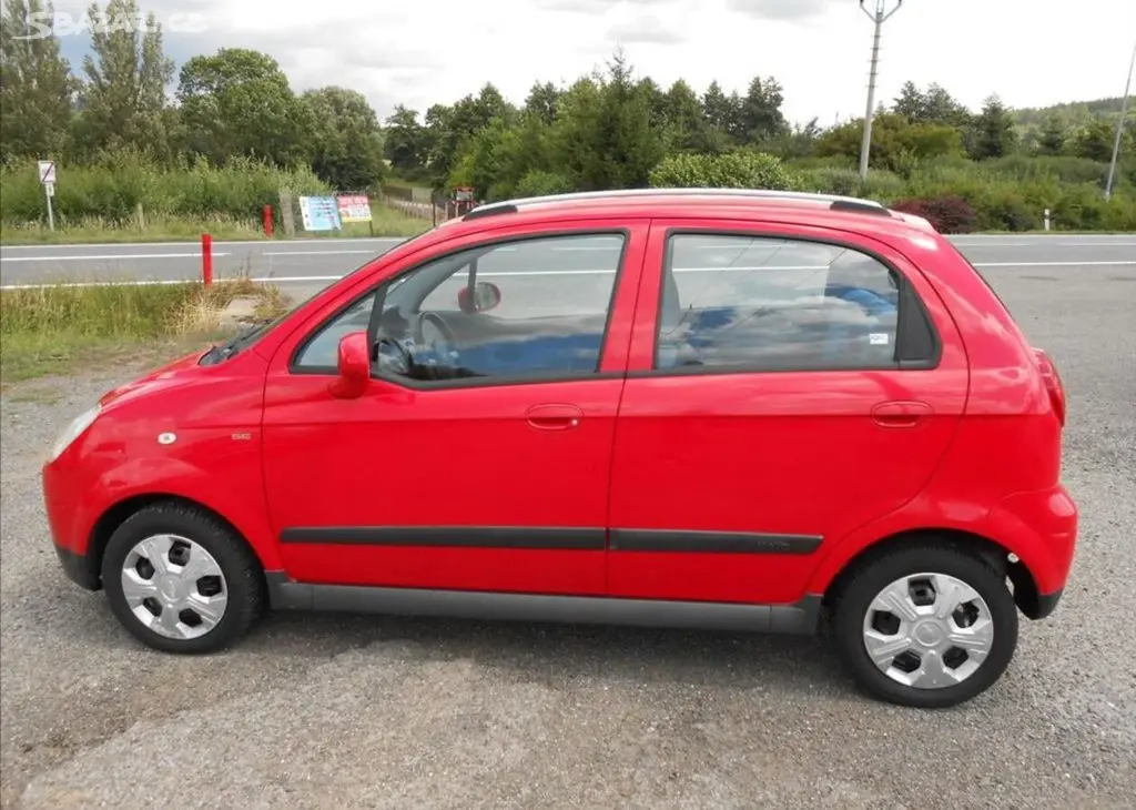 Chevrolet Spark 1,0 i 49 kW KLIMA Serviska benzín - fotka 5