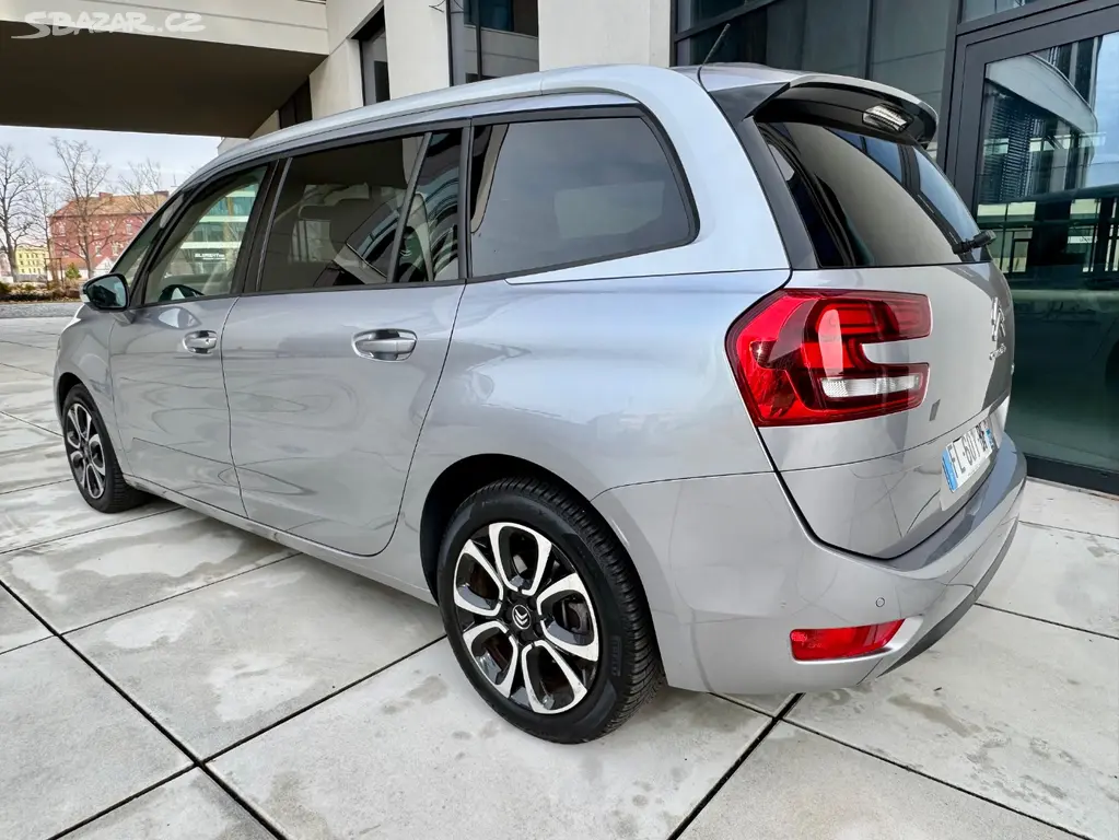 Citroën C4 GRAND SpaceTourer Business Aut 1.MAJ - fotka 5