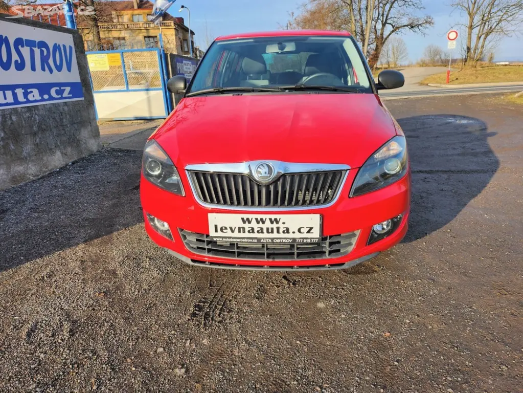Škoda Fabia 1.4 16V R.V. 10/2013 - fotka 2