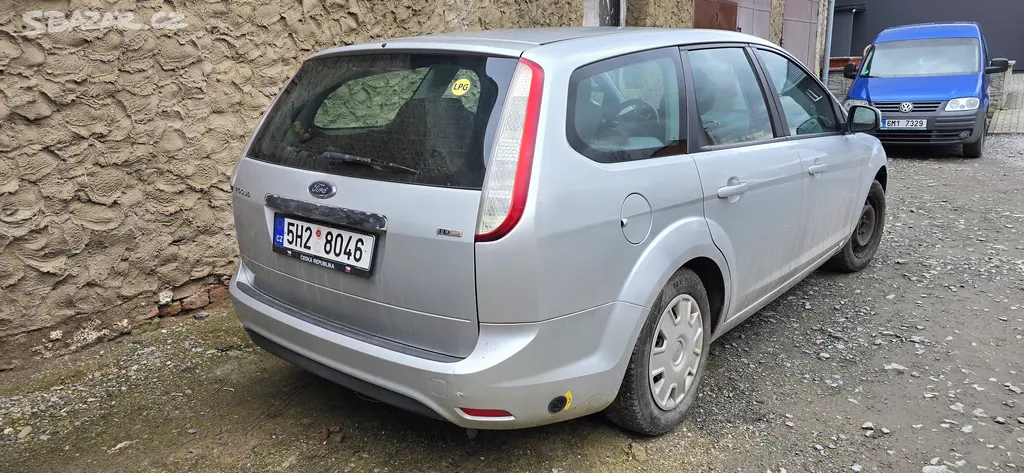 Ford focus 2 1.6 74kW LPG na dily nebo opravu - fotka 6