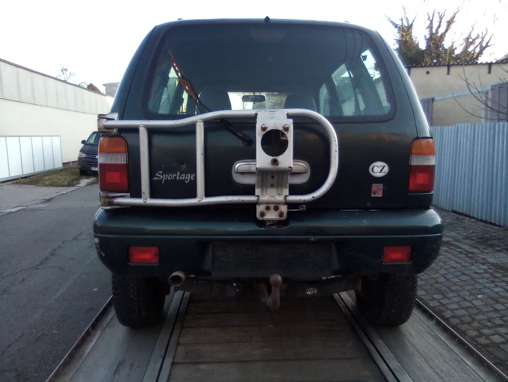 Kia Sportage 2.0i 4x4 - fotka 3