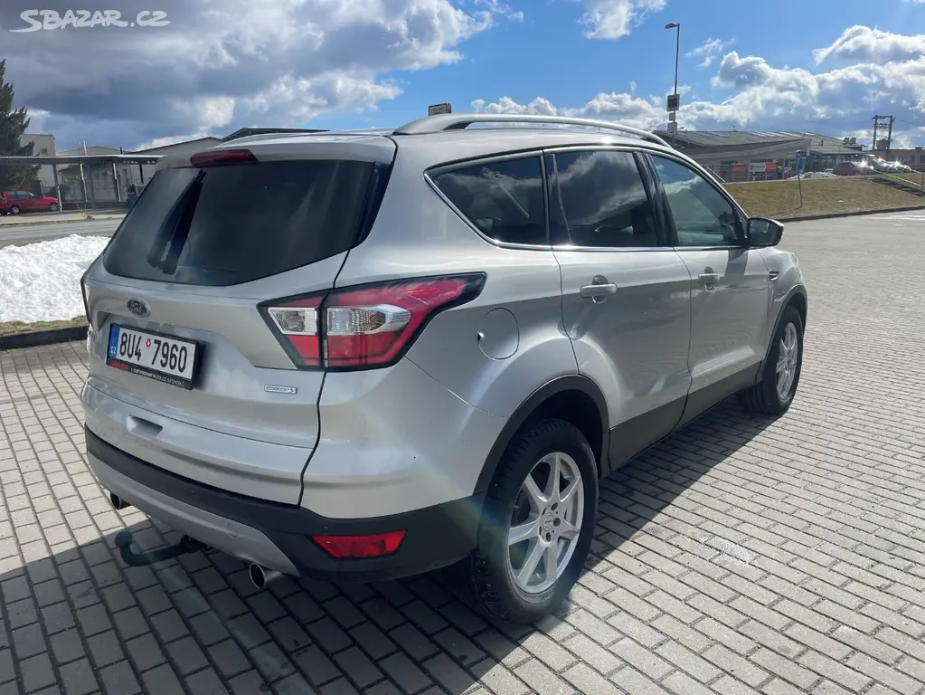 FORD KUGA 1.5i EcoBoost 110kw Tažné CZ servis 2017 - fotka 4