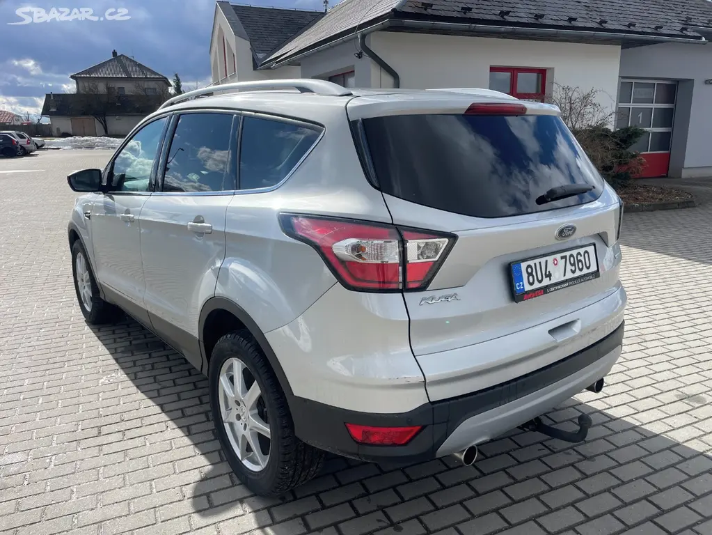 FORD KUGA 1.5i EcoBoost 110kw Tažné CZ servis 2017 - fotka 3
