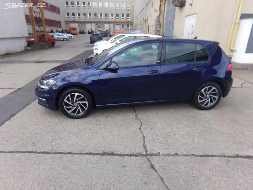 Volkswagen Golf, 1.5TSI SOUND - fotka 2