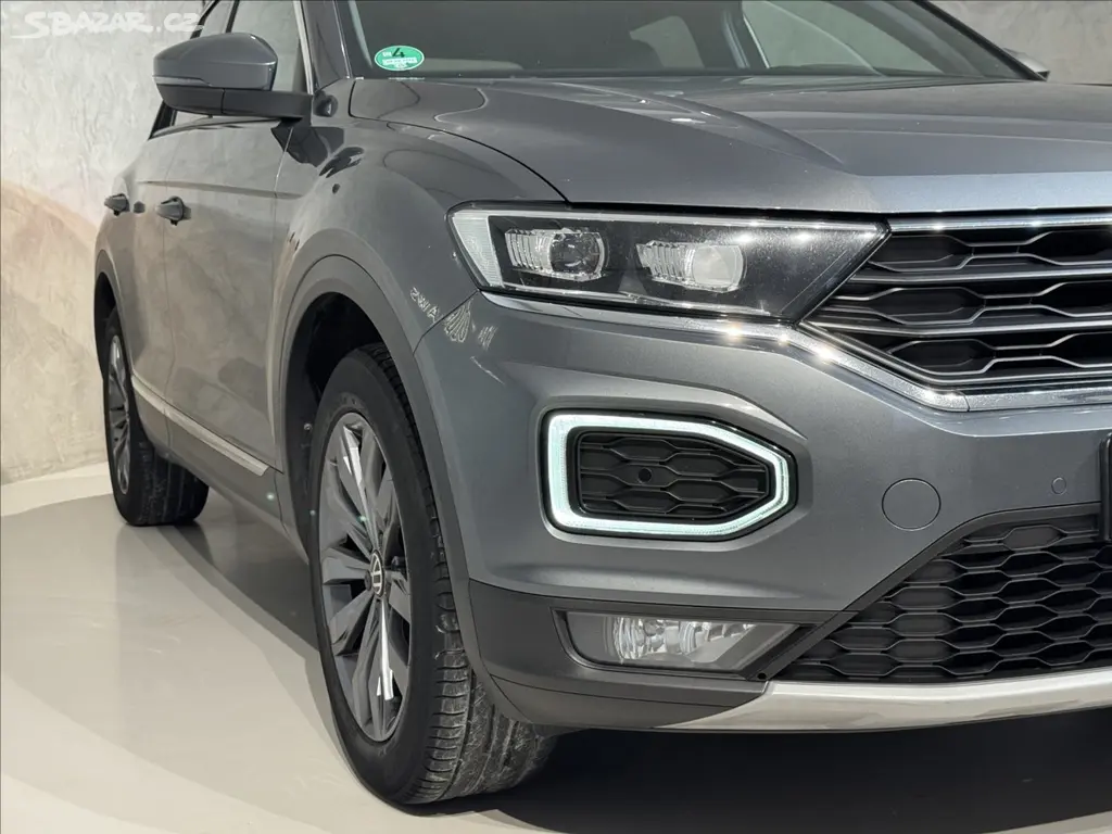 Volkswagen T-Roc, 1,5 TSi Sport Virtual Assist - fotka 5
