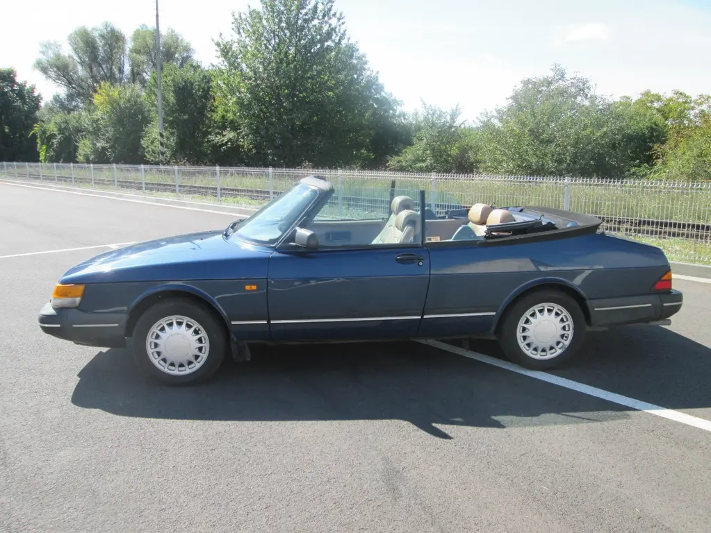 Cabrio SAAB 900 r.v.1989 - fotka 5