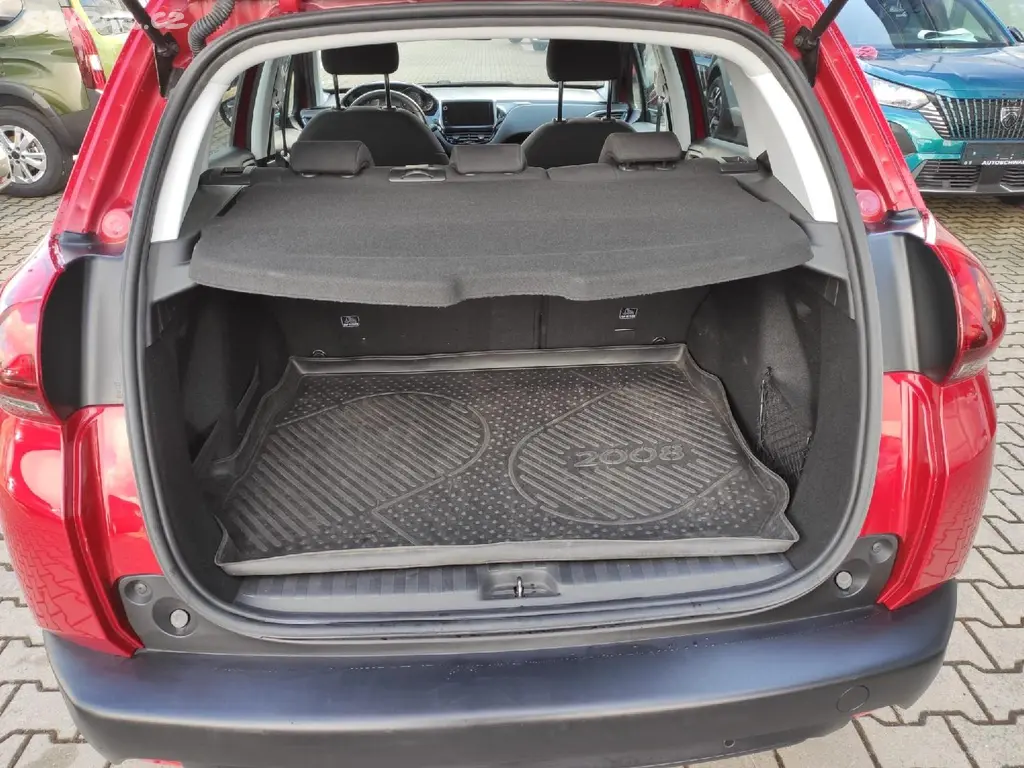 Peugeot 2008, ACTIVE 1.2 110k MAN6 1.majitel - fotka 6
