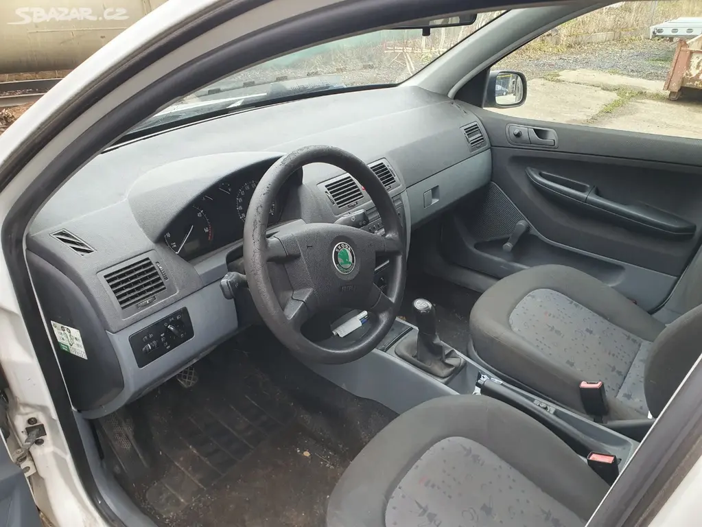 Škoda Fabia 1.9 sdi 47 kW, r 03 najeto 197 tkm - fotka 5