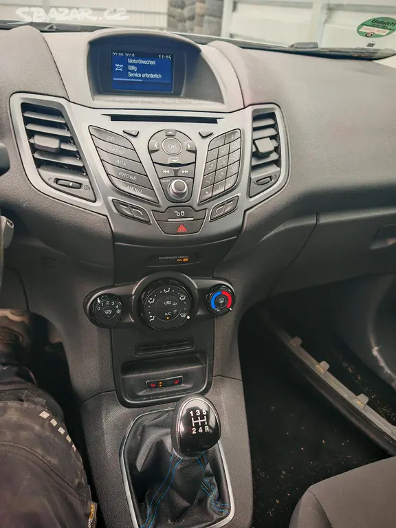 Ford Fiesta 1.5tdci, klima, havarované, 2016. - fotka 6