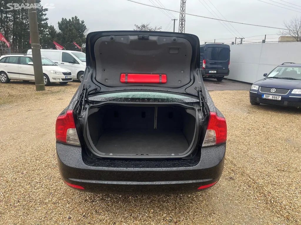 Volvo S40, 1.6D 84KW*NOVÉ VSTŘIKY* - fotka 5