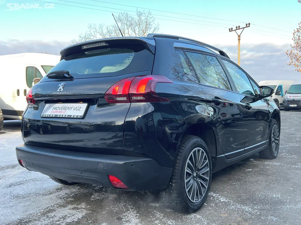 Peugeot 2008, 1.2 110k ZÁRUKA SERVIS VÝHŘ SE - fotka 5
