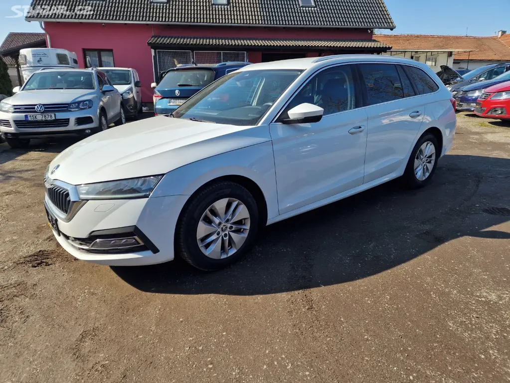 Škoda OCTAVIA IV 1,0TSI STYLE PLUS 81KW,KAMERA,DPH