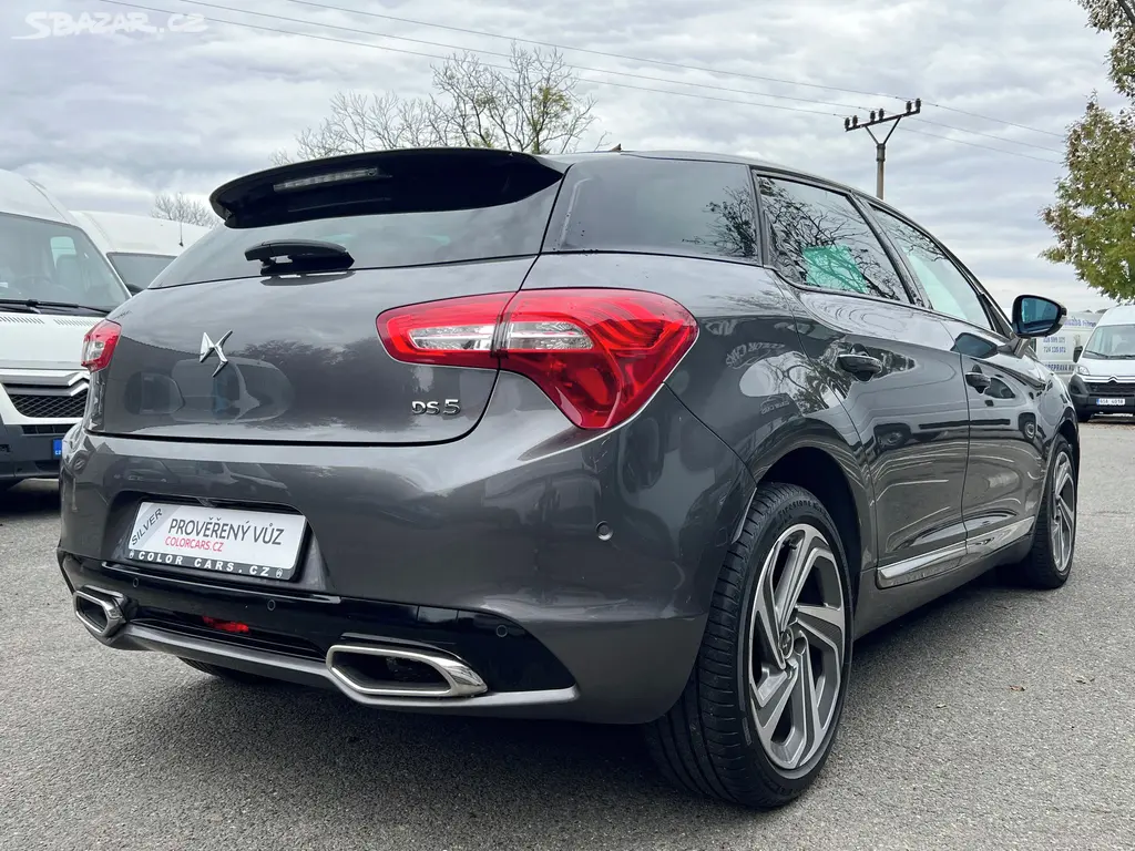 Citroën DS5, 2.0 HDi 133kW ZÁRUKA SERVIS - fotka 5