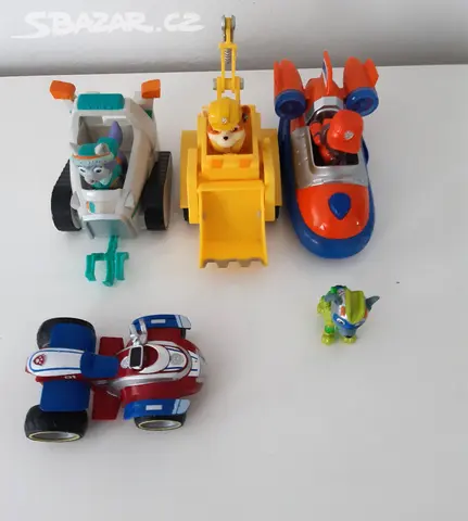 PAW Patrol Paquete De Vehículos Navideños Chase, Marshall, Skye
