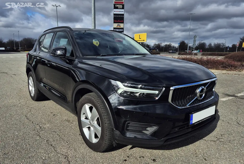 Volvo XC40, 1.5i 163PS 1.MAJ MANUÁL ! LED - fotka 3