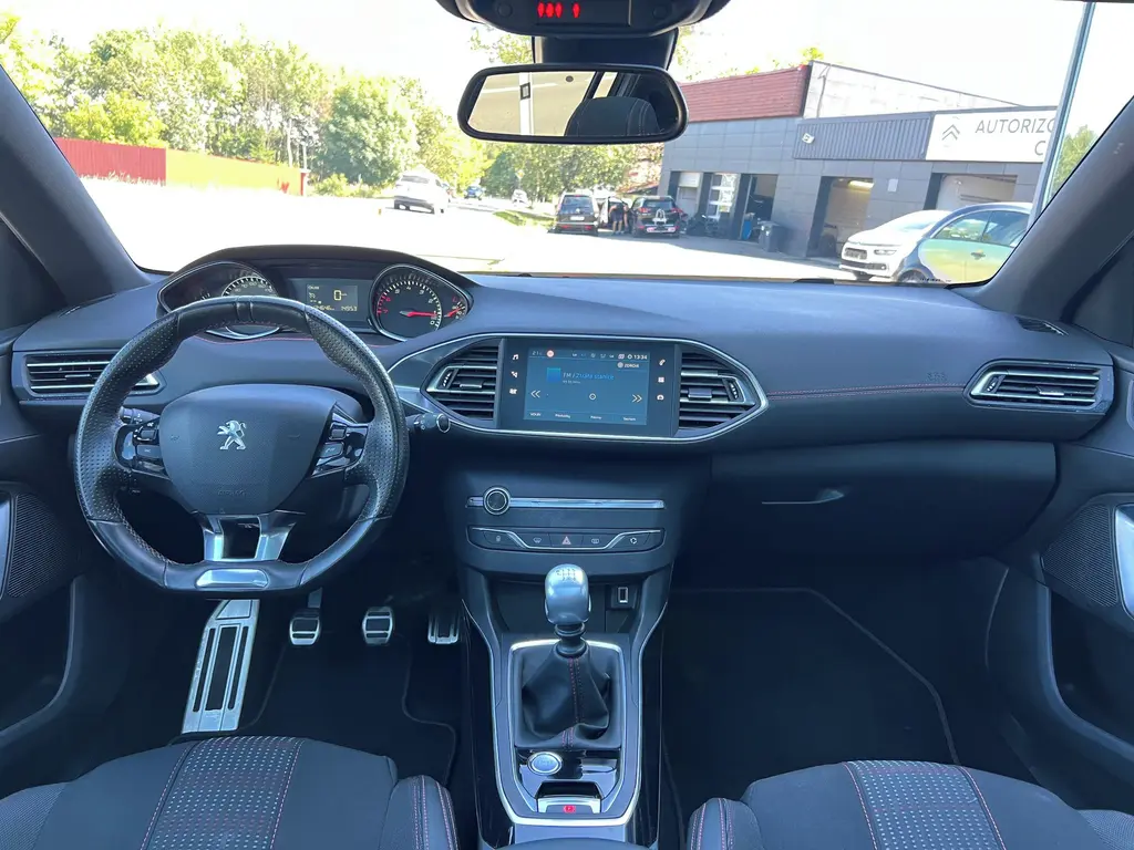 Peugeot 308, 1.2 130k GT LINE ZÁRUKA SERVIS - fotka 3