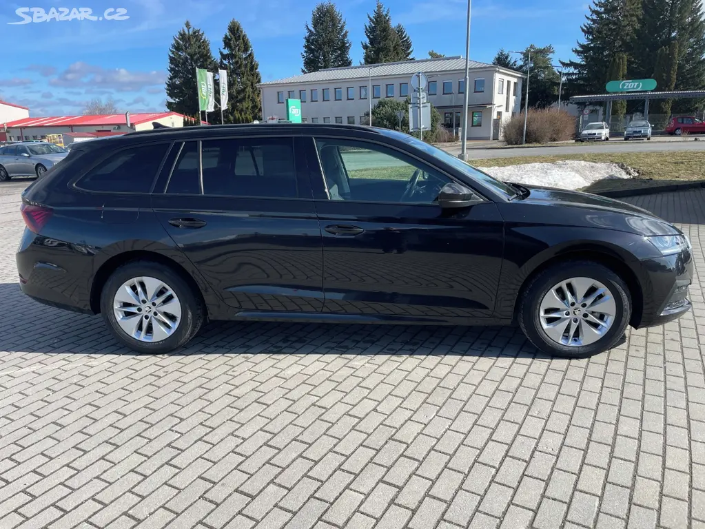 ŠKODA OCTAVIA 2,0 TDi 110kw DSG Style Nehavar 2023 - fotka 5