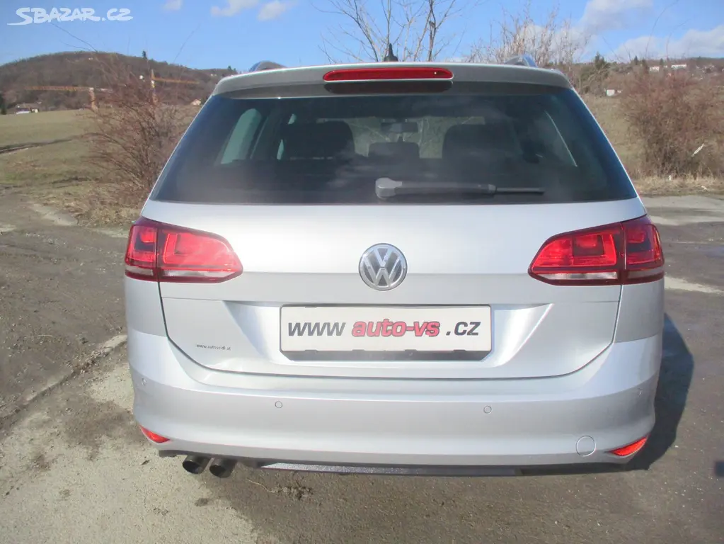 Volkswagen Golf 2.0TDi 110kW HIGHLINE L+Z PNEU - fotka 6