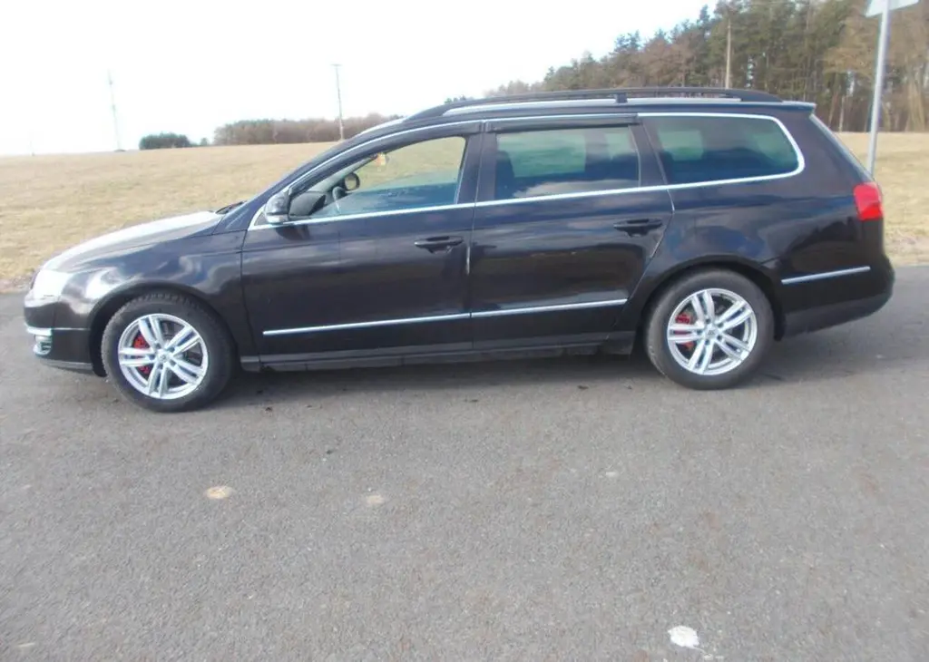 Volkswagen Passat 2,0TDI nová STK jede perfektně - fotka 2