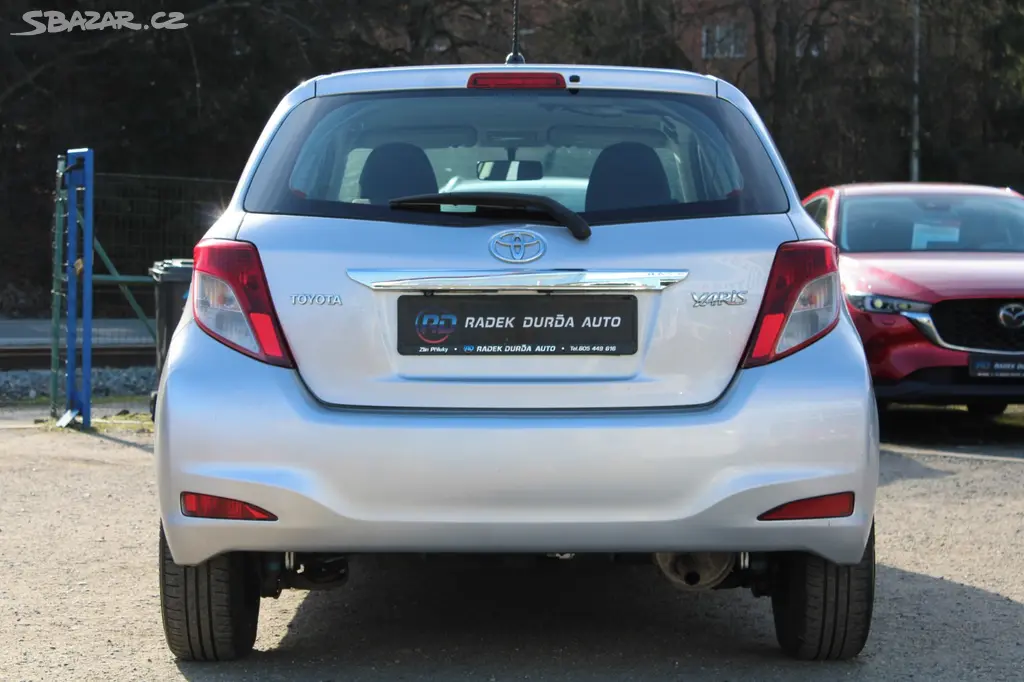 Toyota Yaris 1,0 VVT-i NOVÉ V ČR,1.MAJITEL,2012 - fotka 6