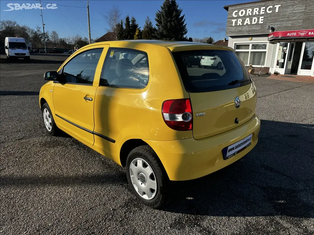 Volkswagen Fox, 1,2 i-MÁLO KM-PO SERVISE - fotka 3