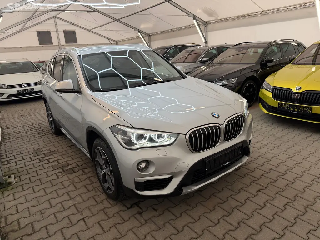 BMW X1, 20d,140kW,aut,X-Drive,tažné,1m - fotka 6