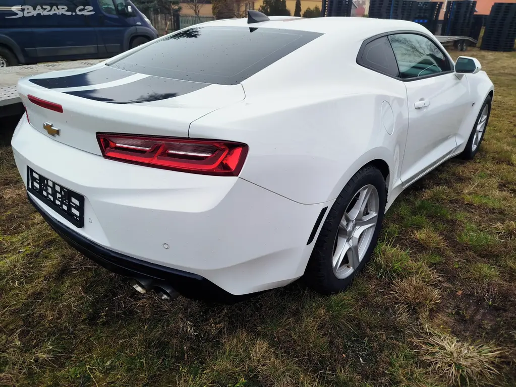 Chevrolet Camaro V6 330ps 50th - fotka 2