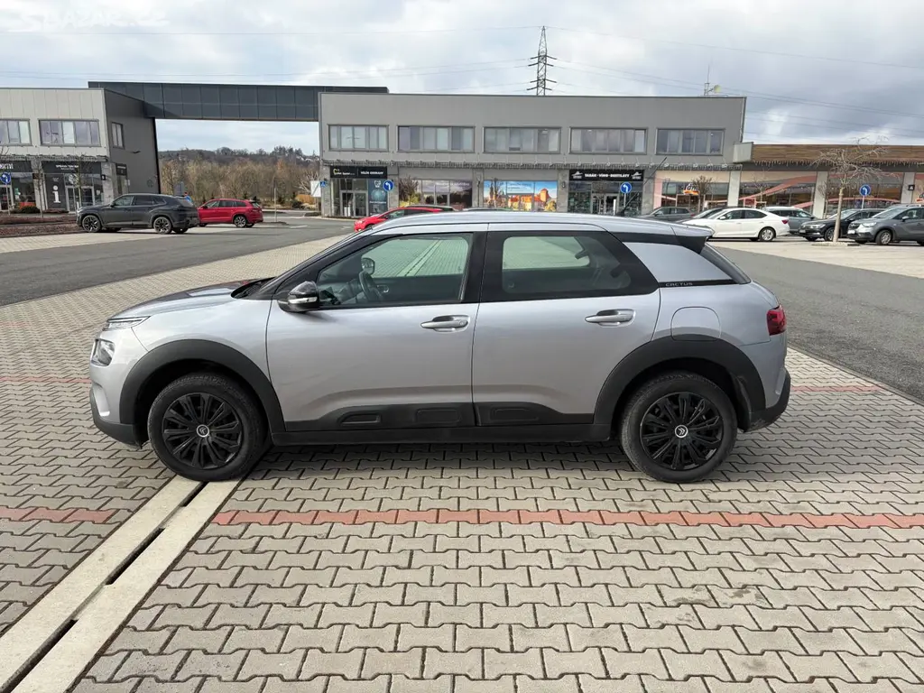 Citroen C4 Cactus 1.2i 81kw 1.maj. ČR TZ kamera - fotka 6