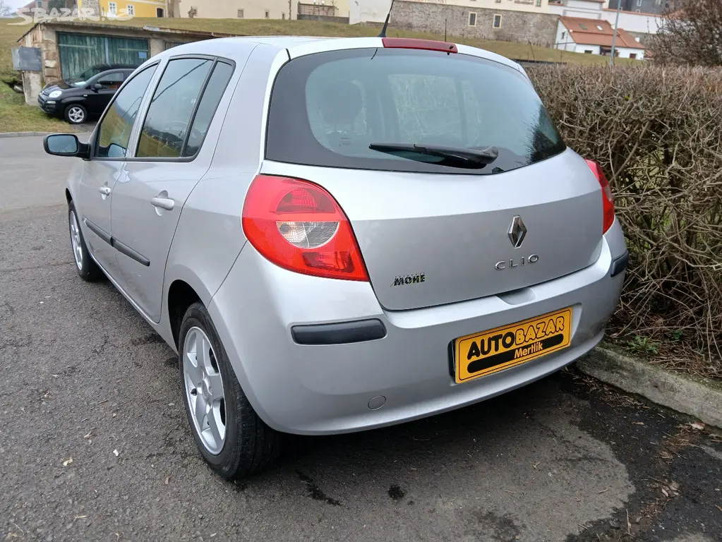Renault Clio 1.2i PĚKNÝ STAV serviska - fotka 3